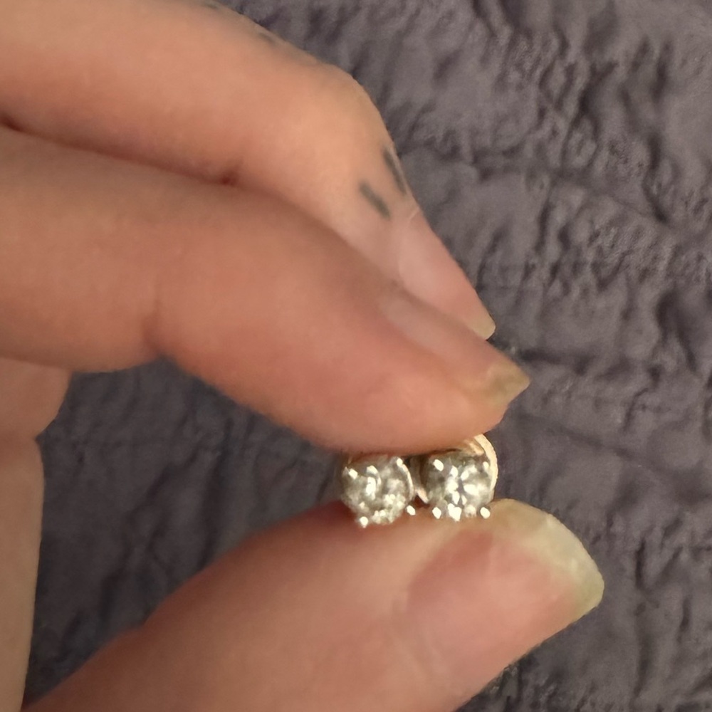 Diamond studs .45 ctw